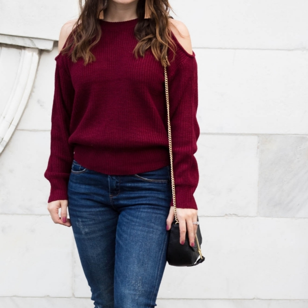 😍Love Change Italy cold shoulder sweater